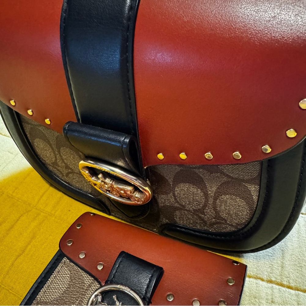 Coach Georgie saddlebag crossbody and matching wallet - Picture 10 of 16